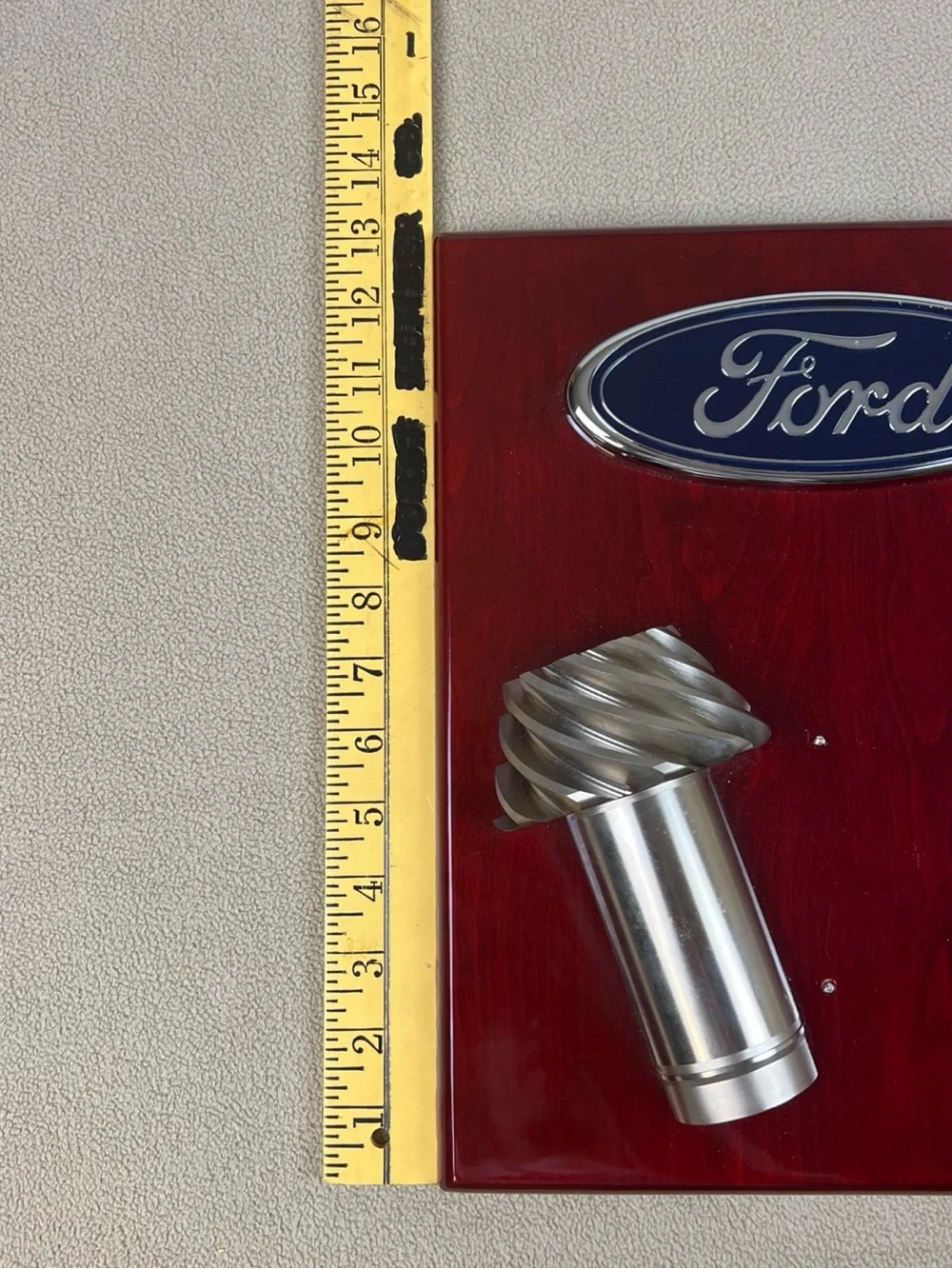 Ford Logo Pinion Gear Plaque. Red Polished Wood, Metal Gear. Trophy. 13 x10.5